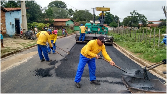   												Obras de asfaltamento na cidade de Piripiri						 (Foto:Ascom Setrans)					