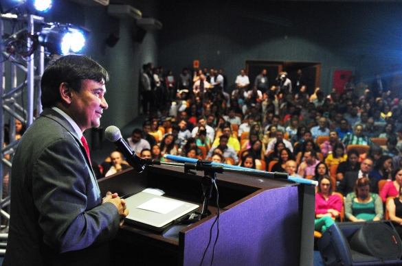   												Governador participa da Conveno Lojista						 (Foto:Francisco Gilsio)					