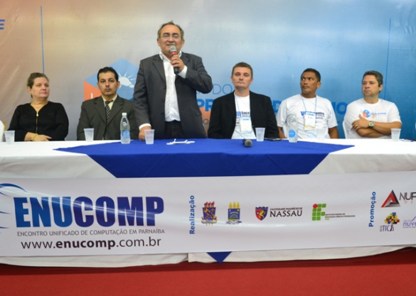   												O presidente da Fapepi, Francisco Guedes, fez parte da mesa de honra do evento.						 (Foto:Ascom Fapepi)					