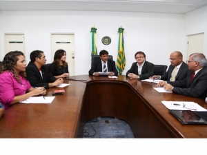 Reunio com a diretoria da Central nica dos Trabalhadores (CUT/PI)						 (Foto:Marcelo Cardoso)